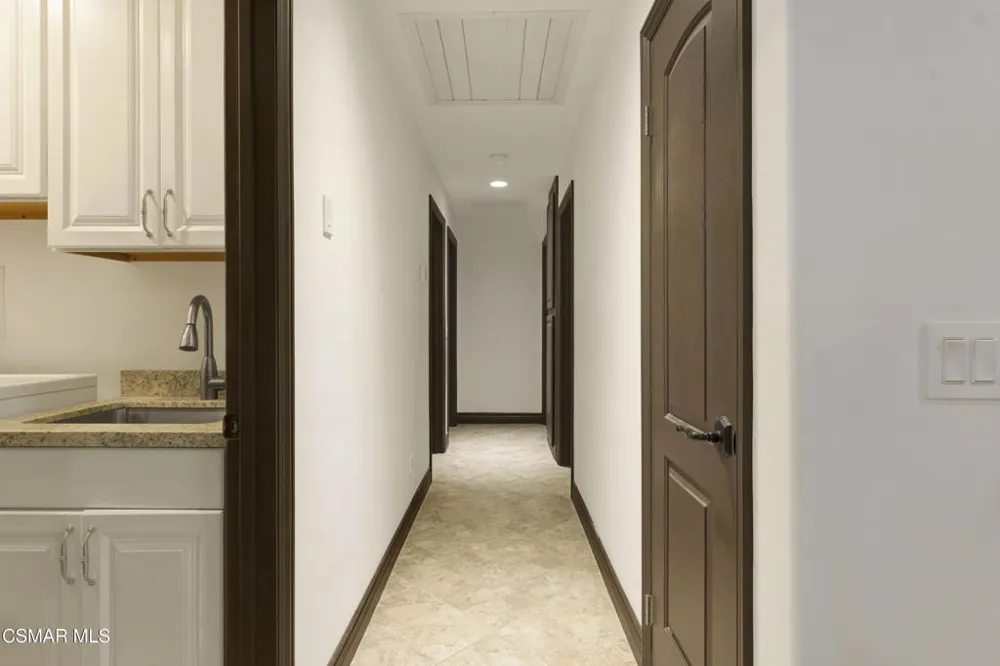 1450 Calle Avellano Thousand Oaks, CA 91360