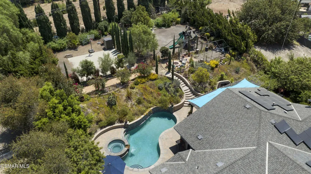 1450 Calle Avellano Thousand Oaks, CA 91360