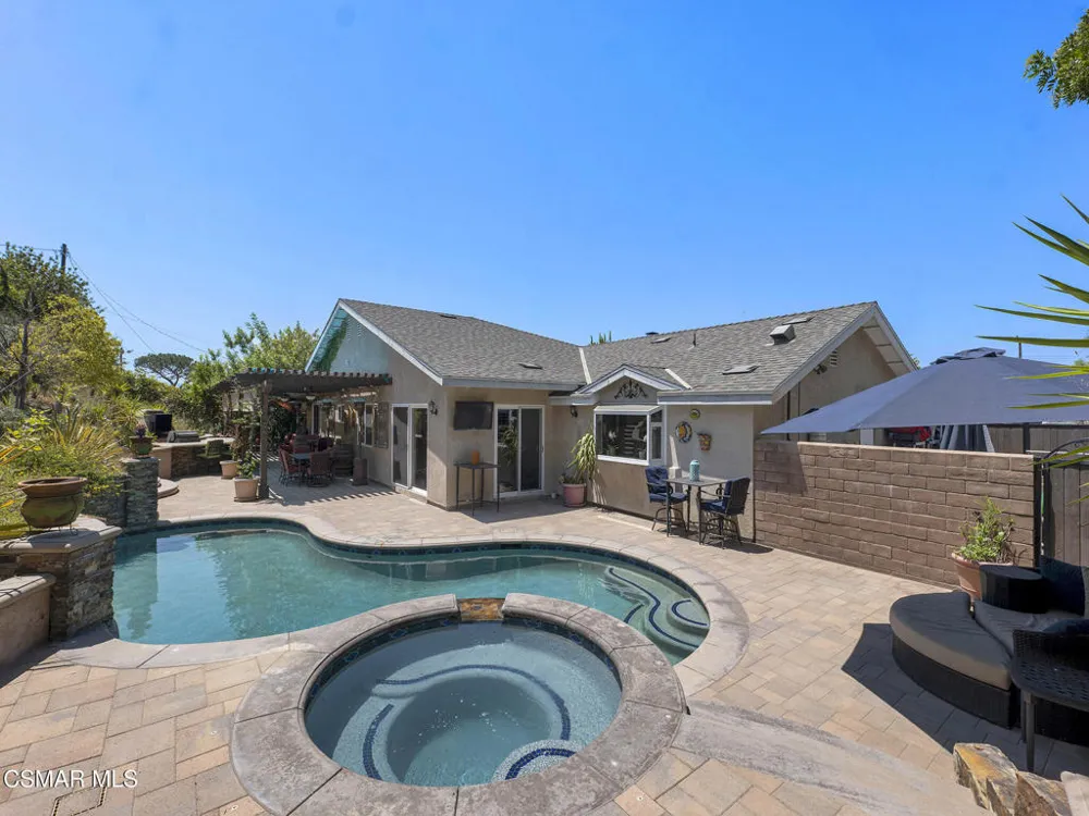 1450 Calle Avellano Thousand Oaks, CA 91360