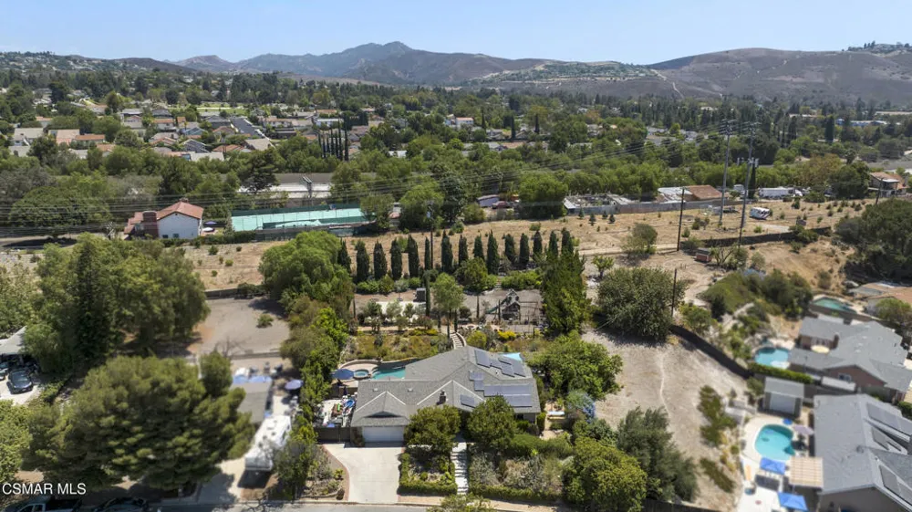 1450 Calle Avellano Thousand Oaks, CA 91360