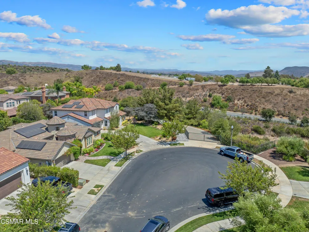 13233 Bent Grass Place Moorpark, CA 93021