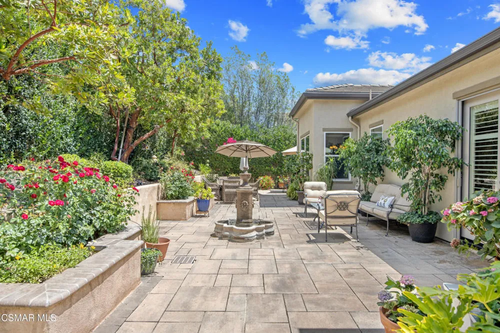 13233 Bent Grass Place Moorpark, CA 93021