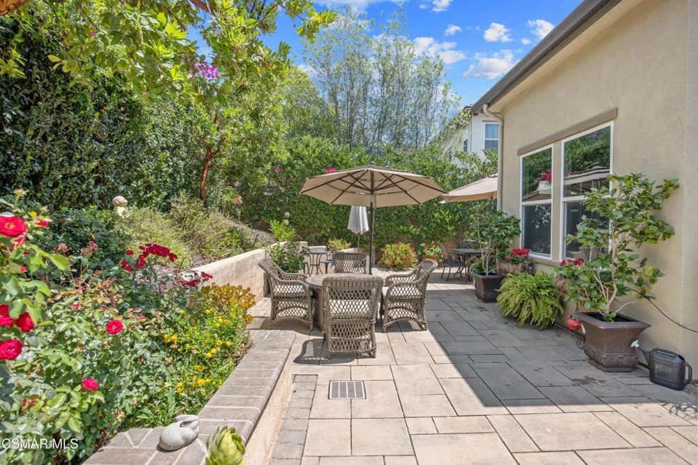 13233 Bent Grass Place Moorpark, CA 93021