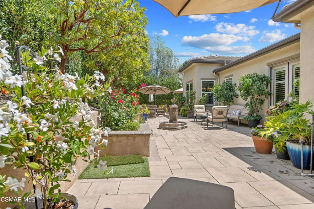 13233 Bent Grass Place Moorpark, CA 93021