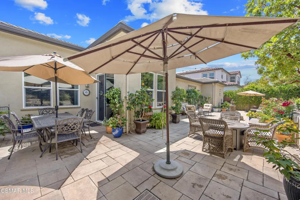13233 Bent Grass Place Moorpark, CA 93021