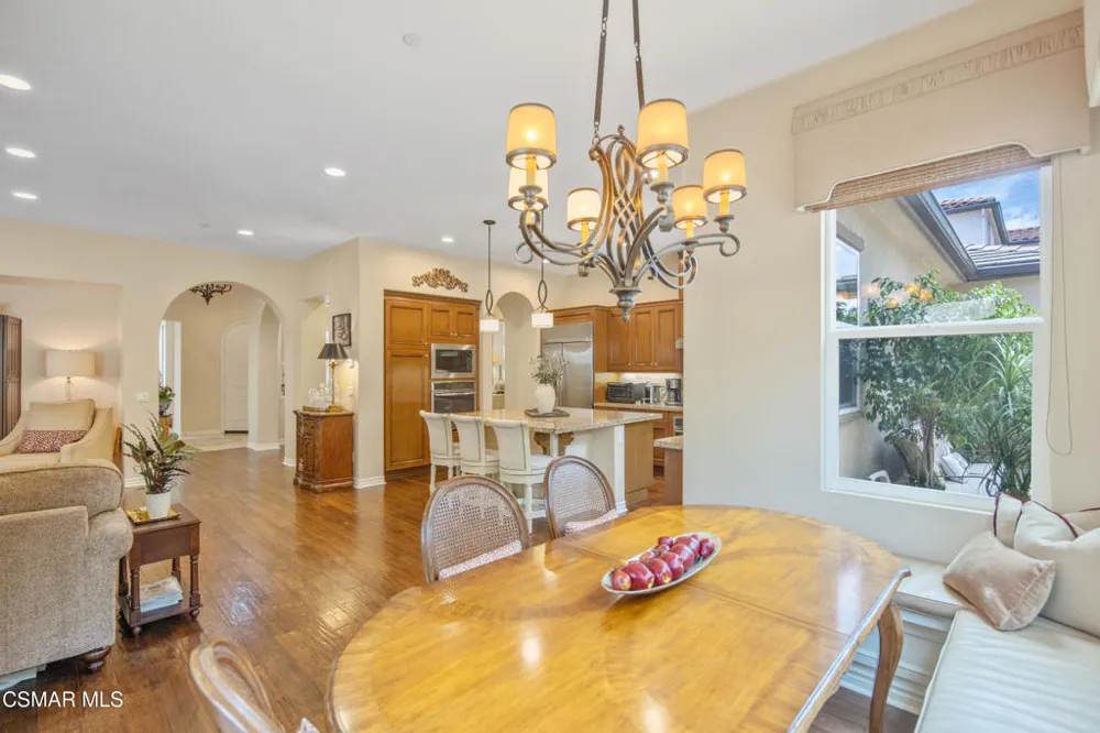 13233 Bent Grass Place Moorpark, CA 93021
