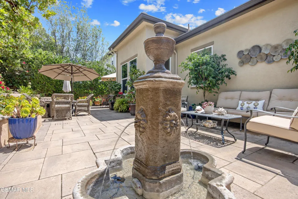 13233 Bent Grass Place Moorpark, CA 93021
