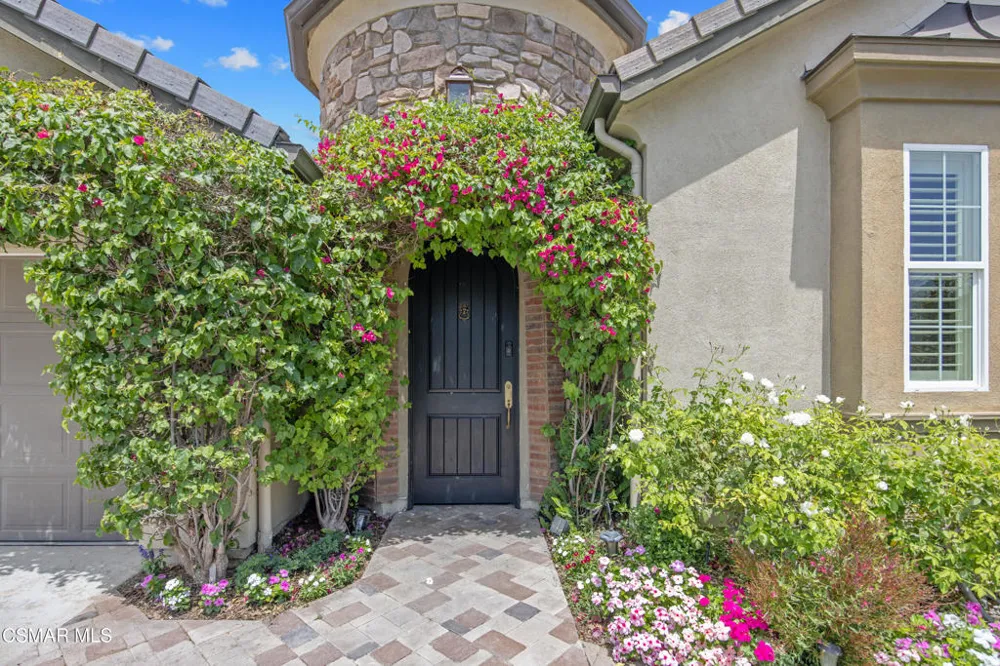 13233 Bent Grass Place Moorpark, CA 93021