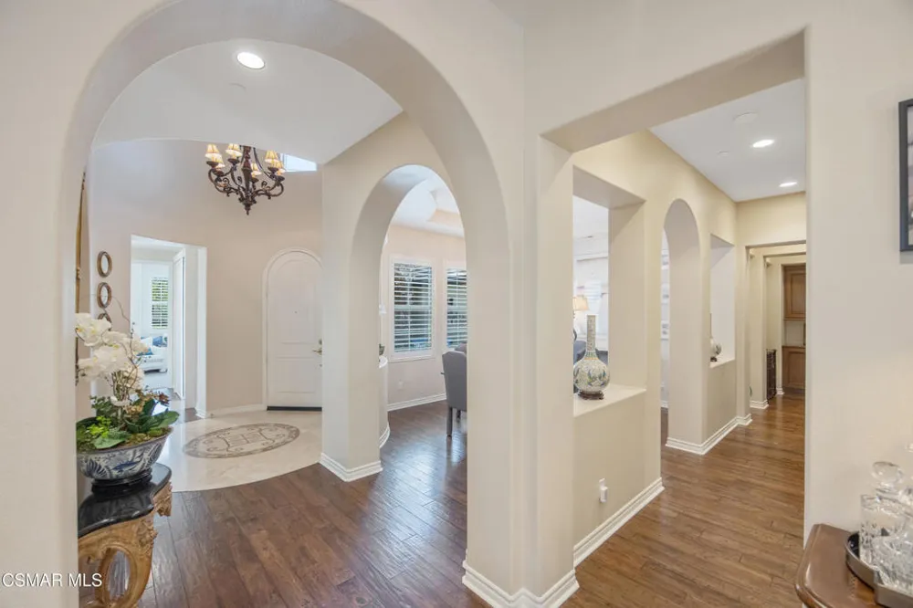 13233 Bent Grass Place Moorpark, CA 93021