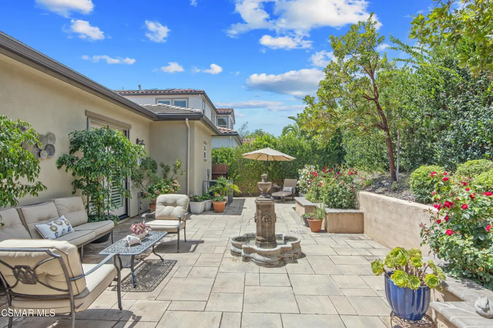 13233 Bent Grass Place Moorpark, CA 93021