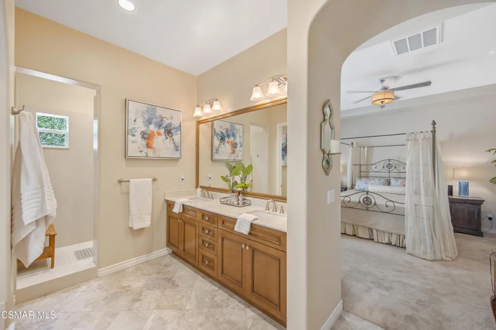 13233 Bent Grass Place Moorpark, CA 93021