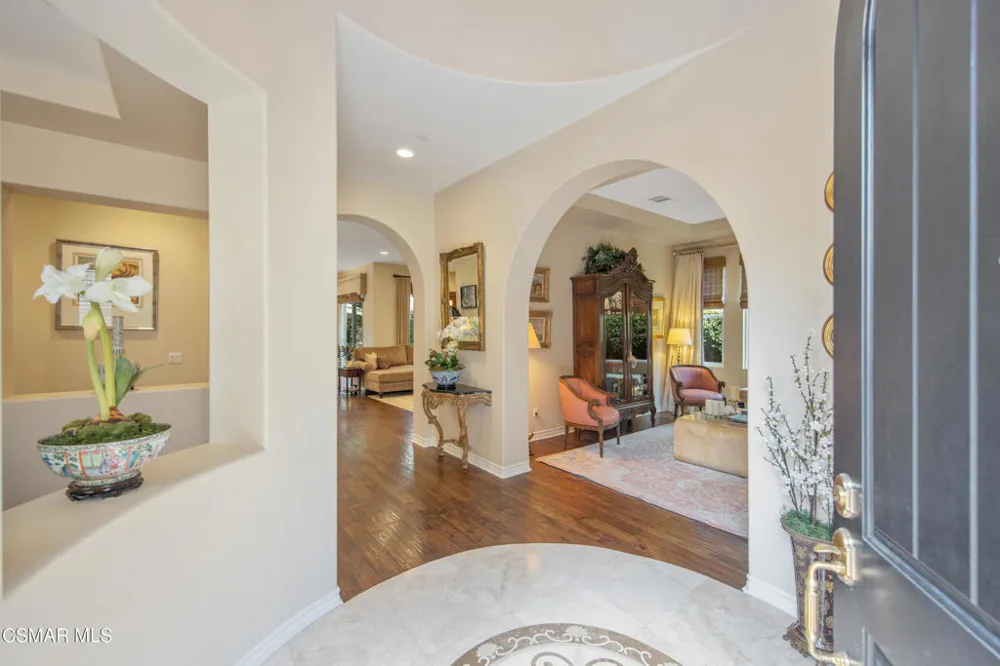13233 Bent Grass Place Moorpark, CA 93021
