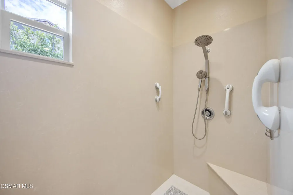 13233 Bent Grass Place Moorpark, CA 93021