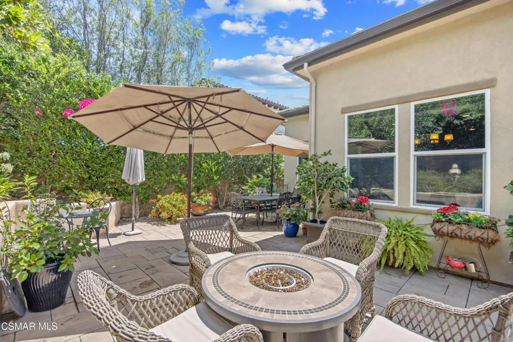 13233 Bent Grass Place Moorpark, CA 93021