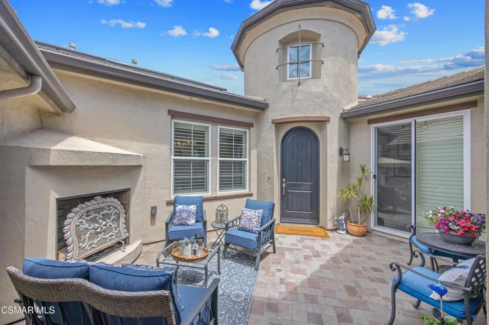 13233 Bent Grass Place Moorpark, CA 93021