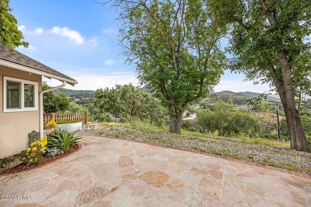 167 Rimrock Road Thousand Oaks, CA 91361