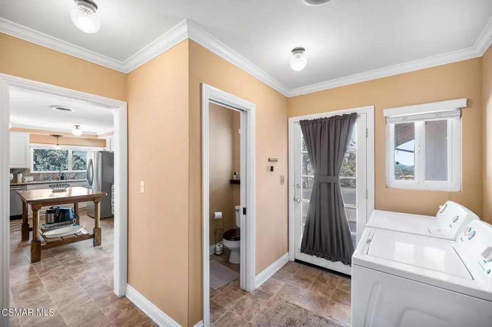 167 Rimrock Road Thousand Oaks, CA 91361