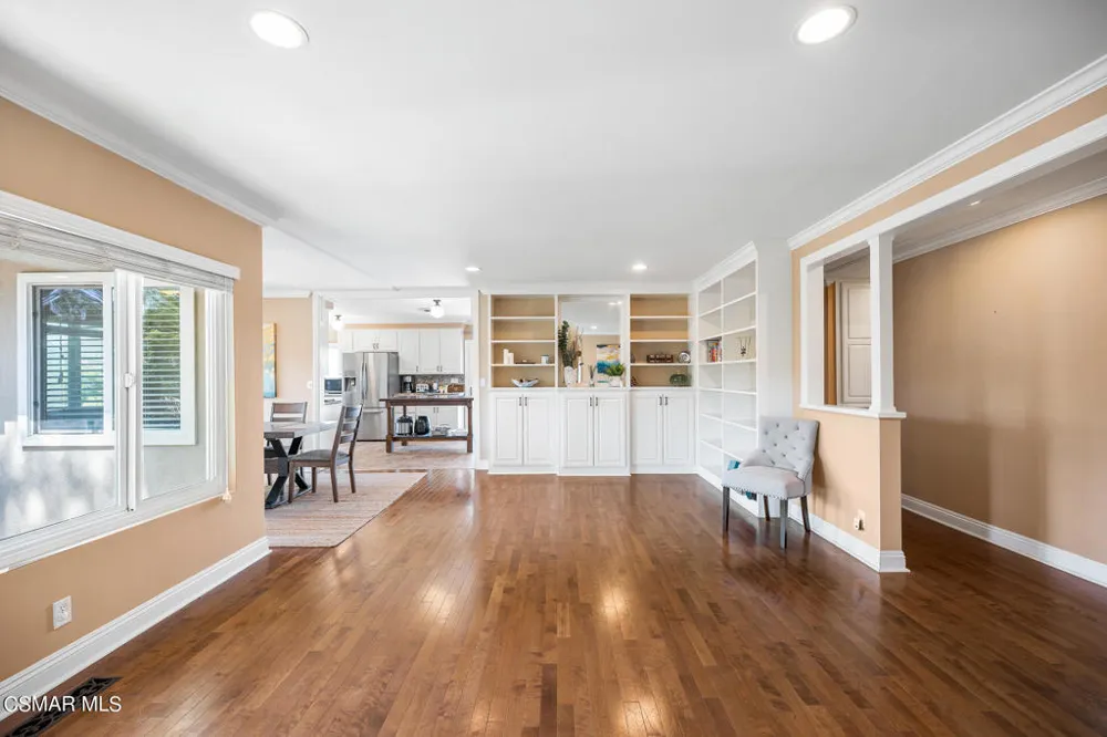 167 Rimrock Road Thousand Oaks, CA 91361