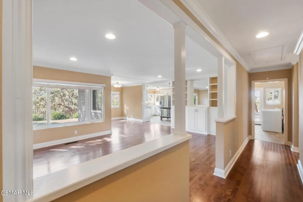 167 Rimrock Road Thousand Oaks, CA 91361