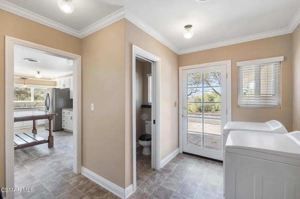 167 Rimrock Road Thousand Oaks, CA 91361