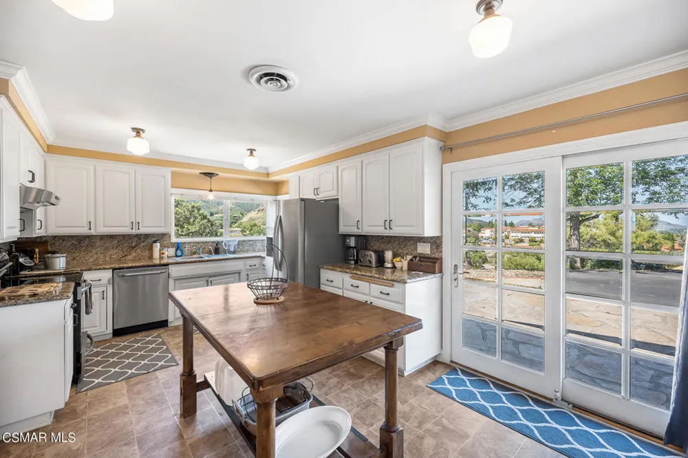 167 Rimrock Road Thousand Oaks, CA 91361