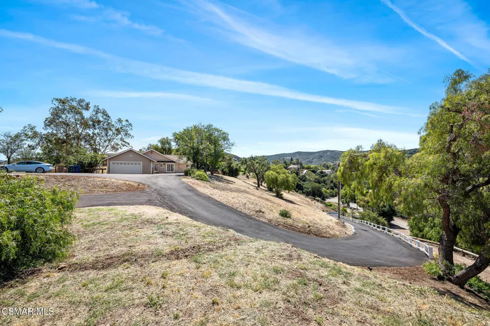 167 Rimrock Road Thousand Oaks, CA 91361