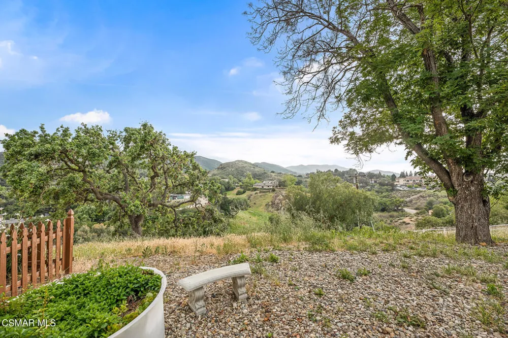 167 Rimrock Road Thousand Oaks, CA 91361