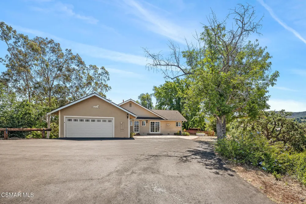 167 Rimrock Road Thousand Oaks, CA 91361