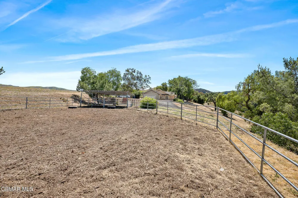 167 Rimrock Road Thousand Oaks, CA 91361
