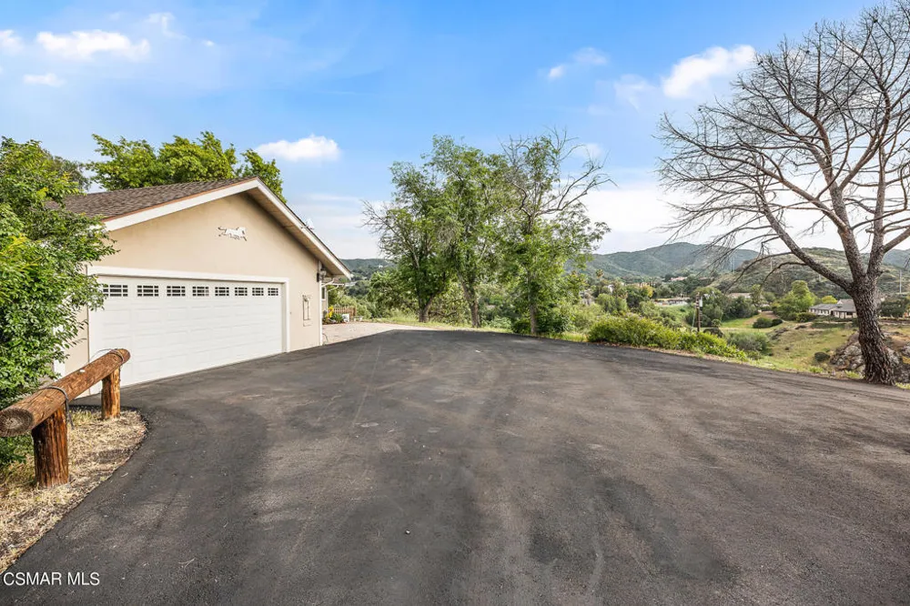 167 Rimrock Road Thousand Oaks, CA 91361