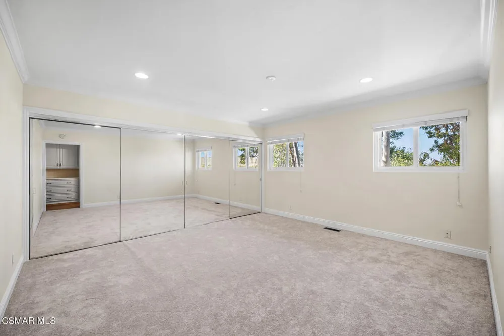 167 Rimrock Road Thousand Oaks, CA 91361