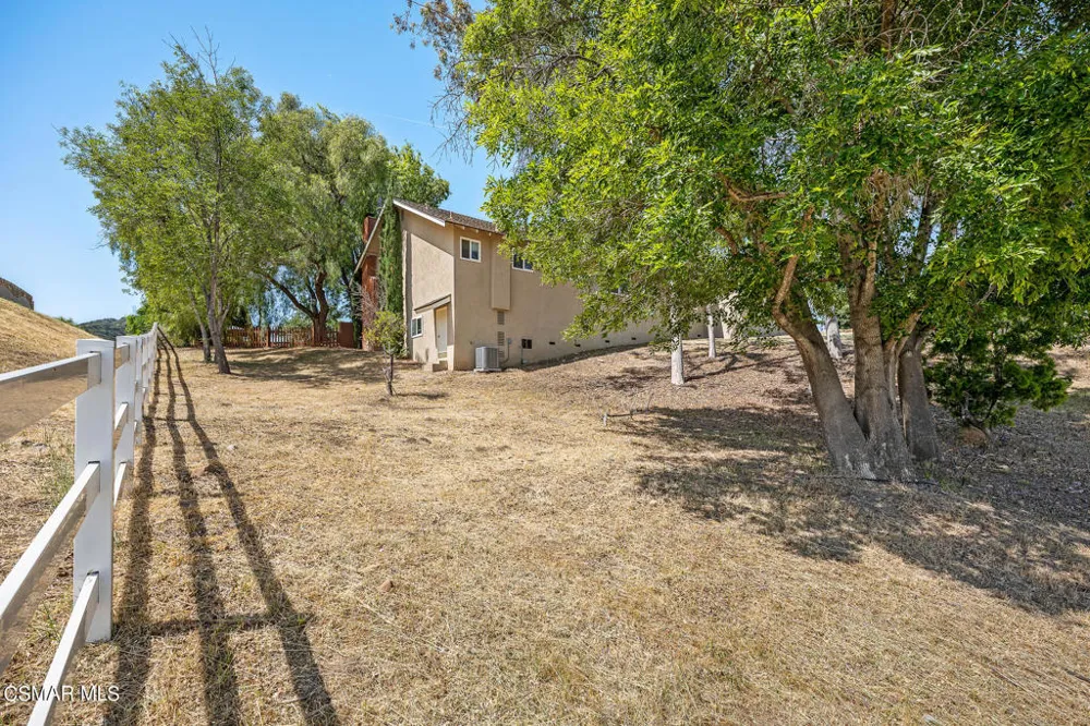 167 Rimrock Road Thousand Oaks, CA 91361