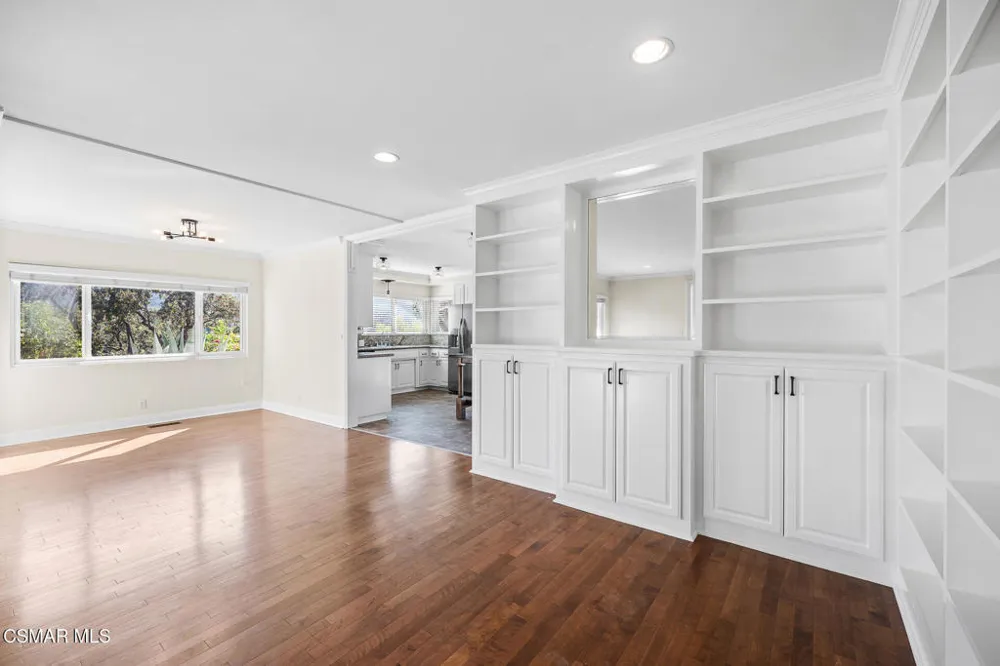 167 Rimrock Road Thousand Oaks, CA 91361