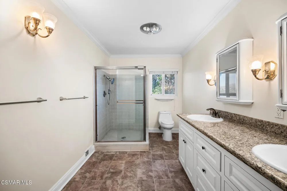 167 Rimrock Road Thousand Oaks, CA 91361