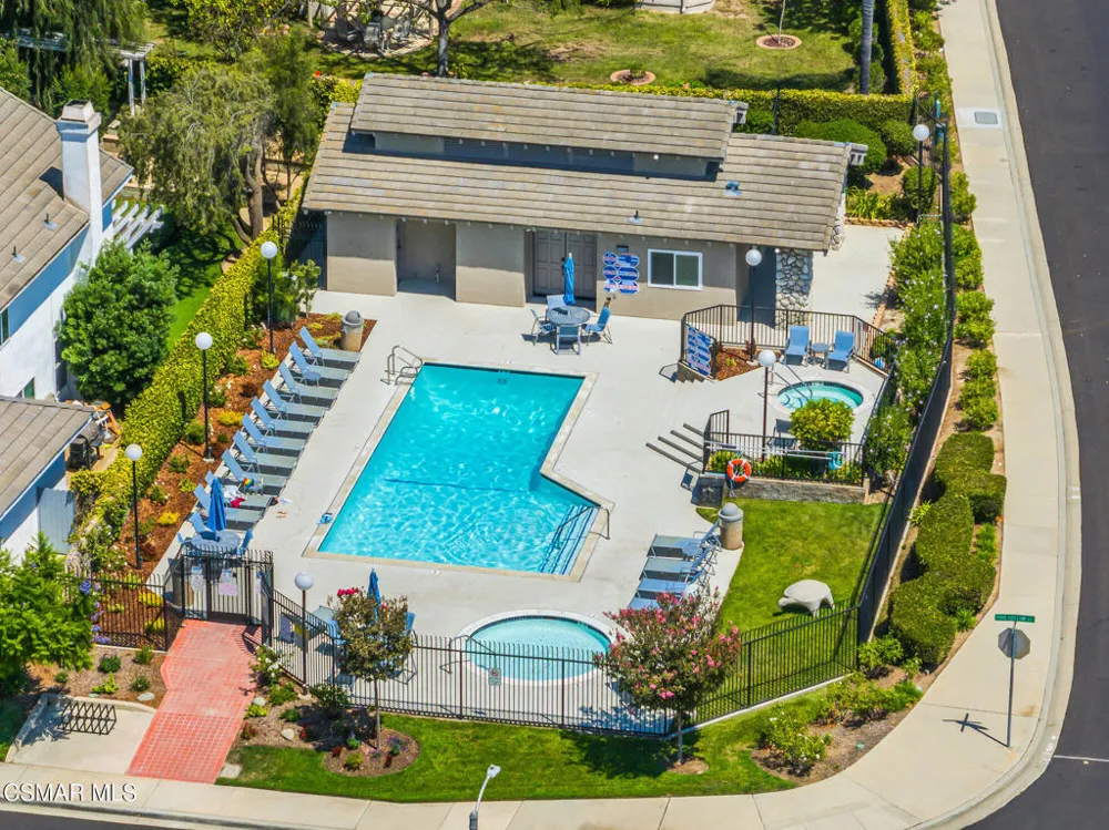 12154 Cherry Grove Street Moorpark, CA 93021