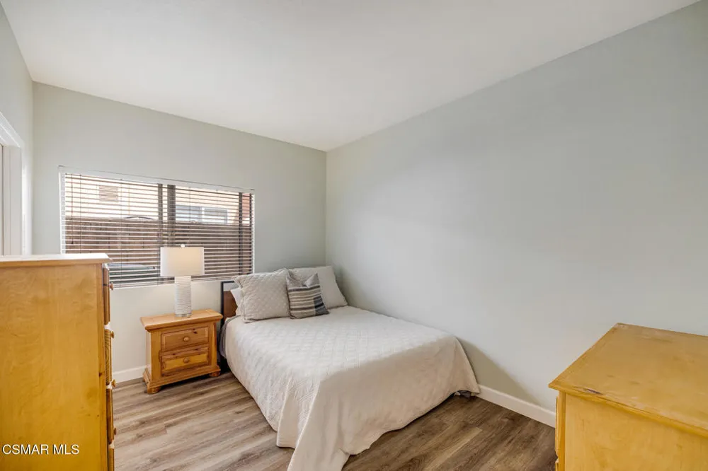 12154 Cherry Grove Street Moorpark, CA 93021