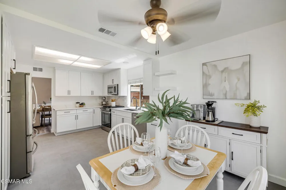12154 Cherry Grove Street Moorpark, CA 93021