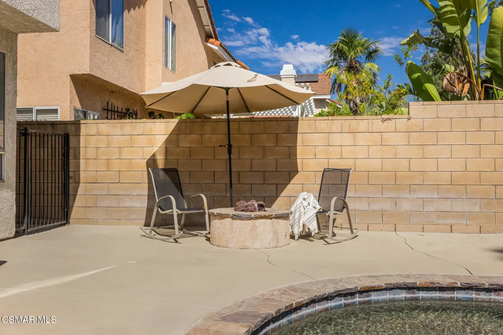 12154 Cherry Grove Street Moorpark, CA 93021