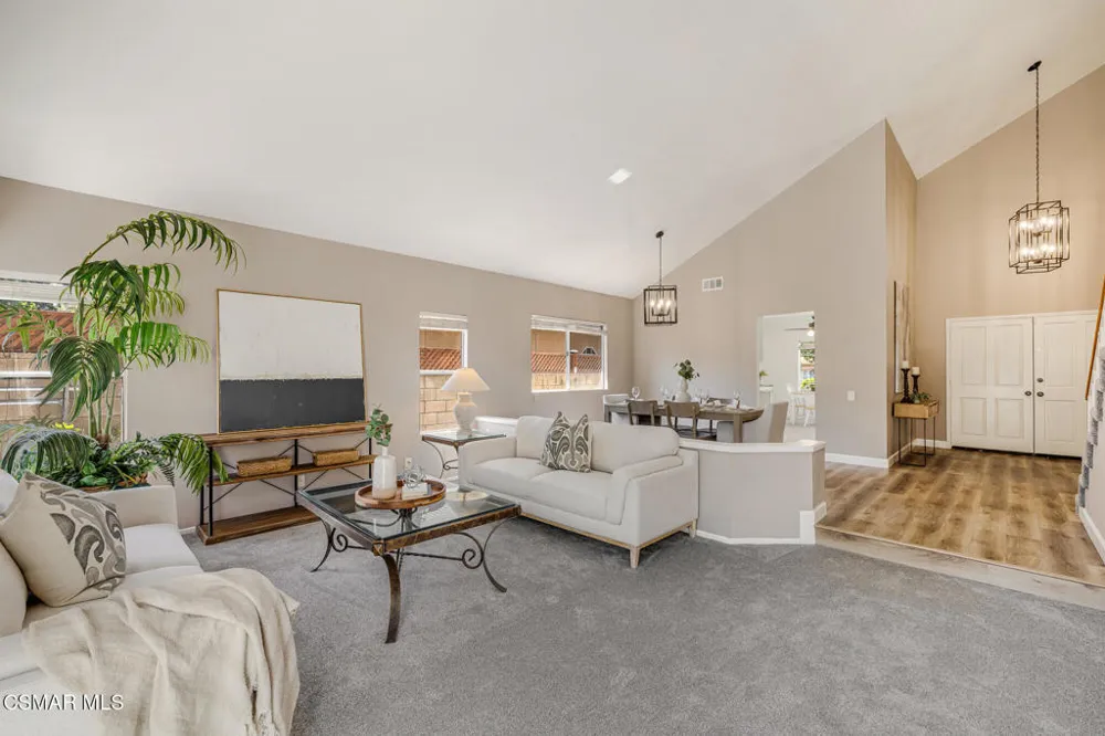 12154 Cherry Grove Street Moorpark, CA 93021