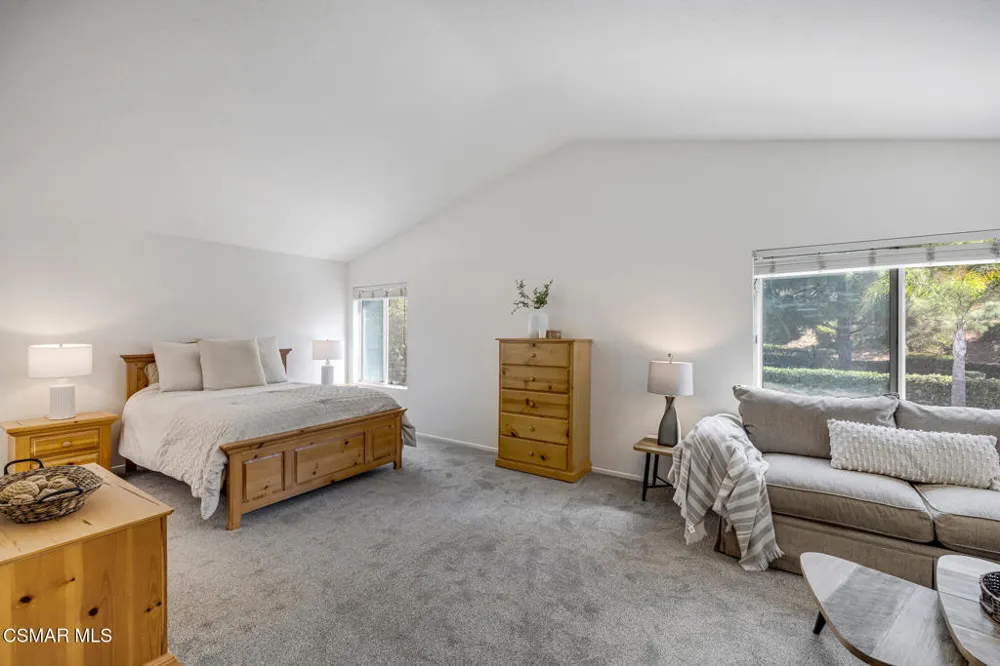 12154 Cherry Grove Street Moorpark, CA 93021