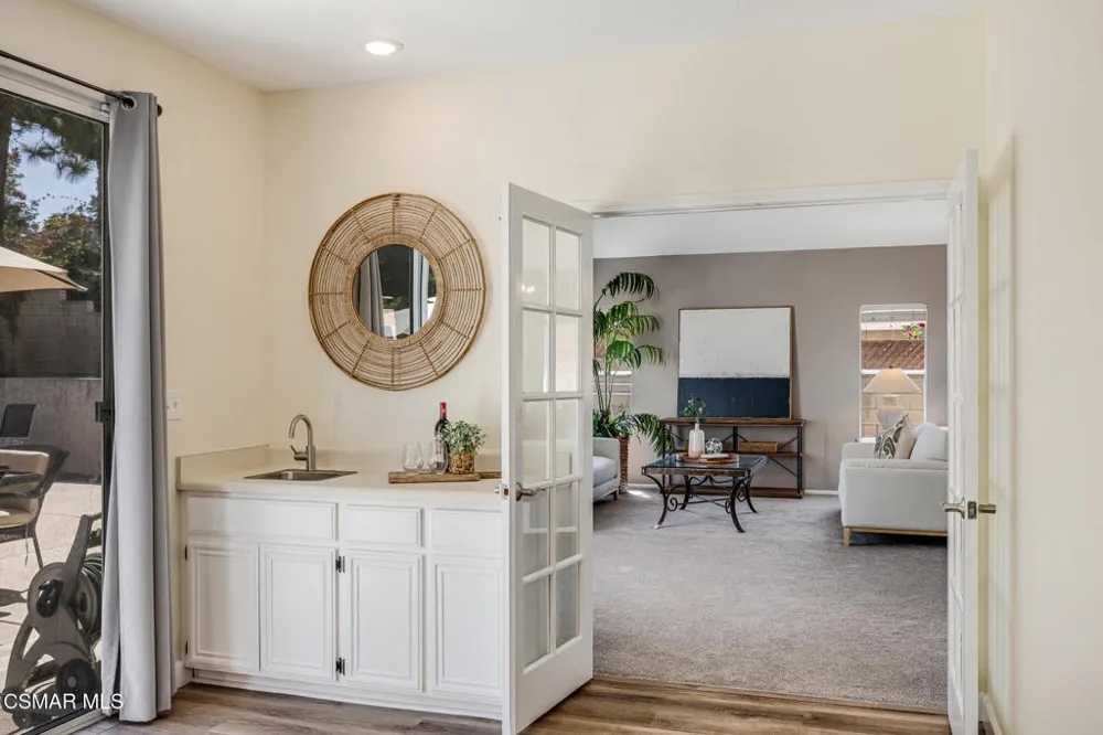 12154 Cherry Grove Street Moorpark, CA 93021