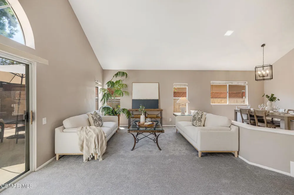 12154 Cherry Grove Street Moorpark, CA 93021