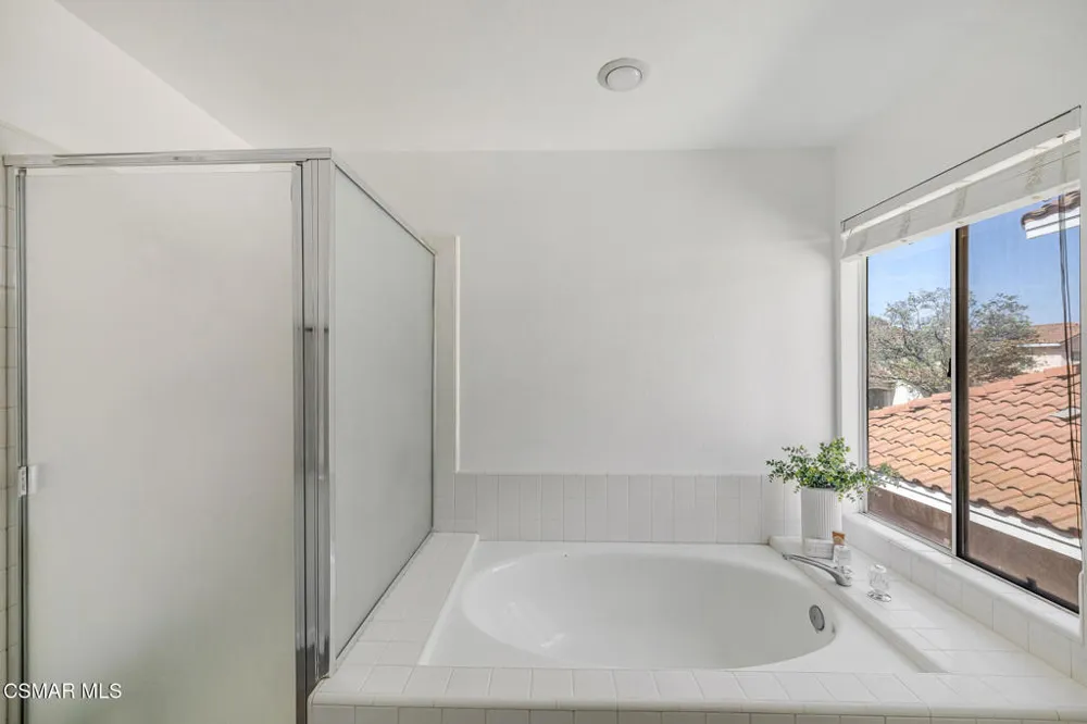 12154 Cherry Grove Street Moorpark, CA 93021