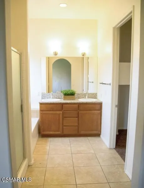 1472 Patricia Avenue #7 Simi Valley, CA 93065