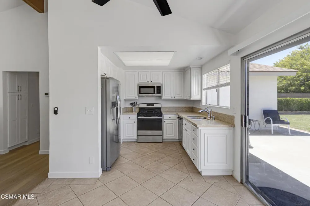 3653 Kimber Drive Thousand Oaks, CA 91320