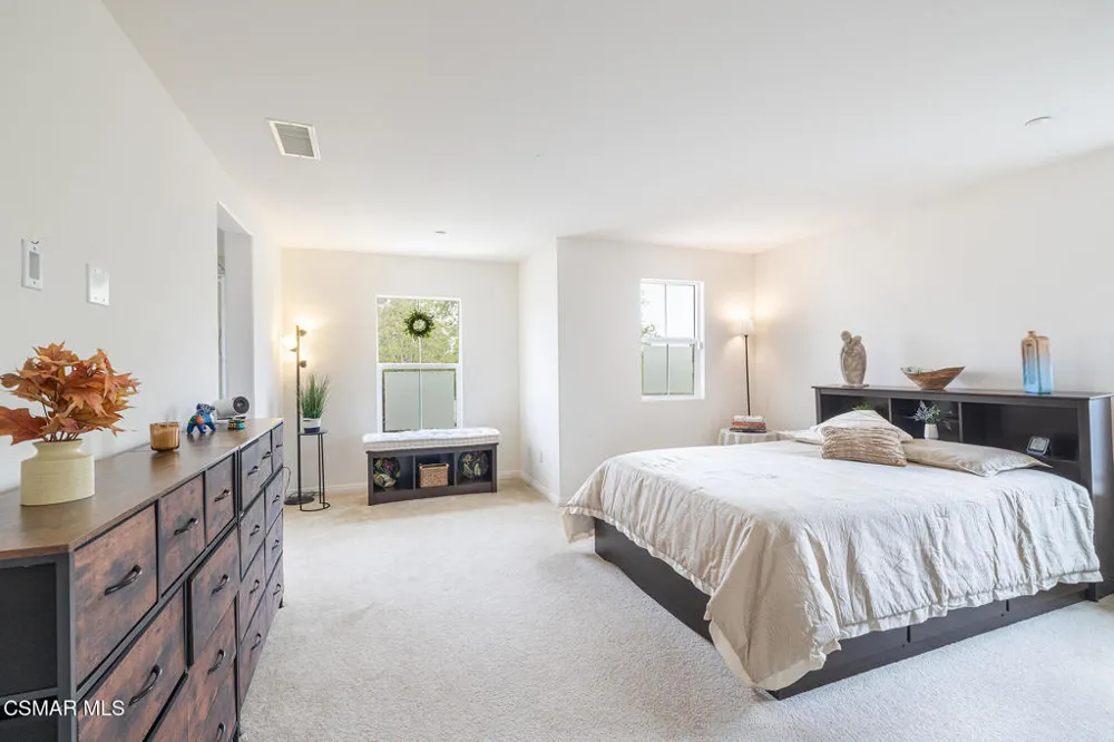 1513 Silver Shadow Drive Newbury Park, CA 91320