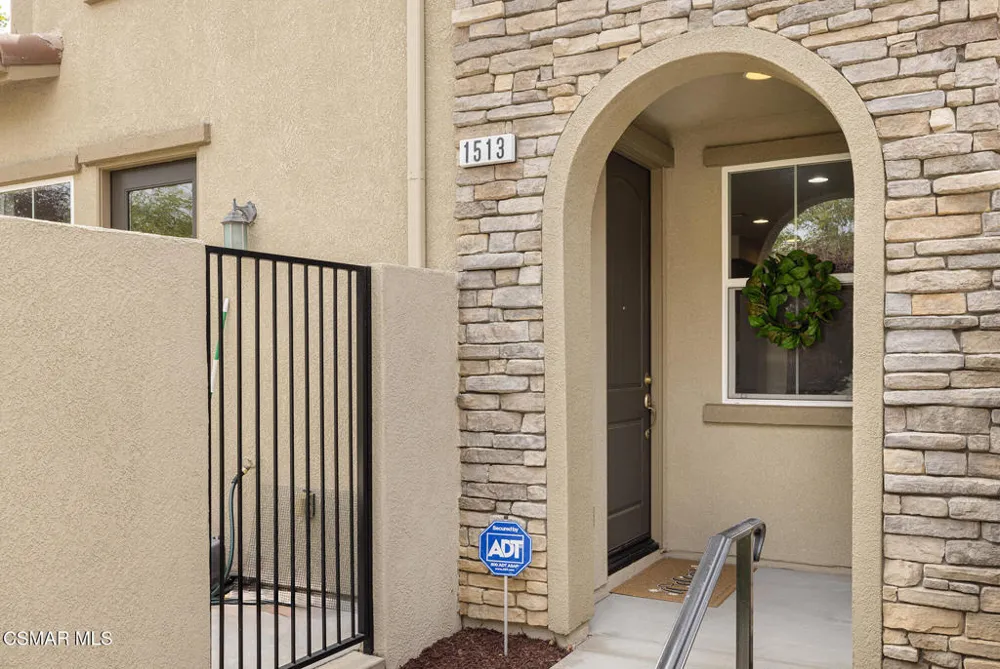 1513 Silver Shadow Drive Newbury Park, CA 91320