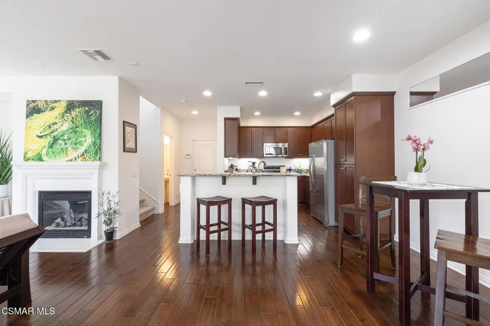 1513 Silver Shadow Drive Newbury Park, CA 91320