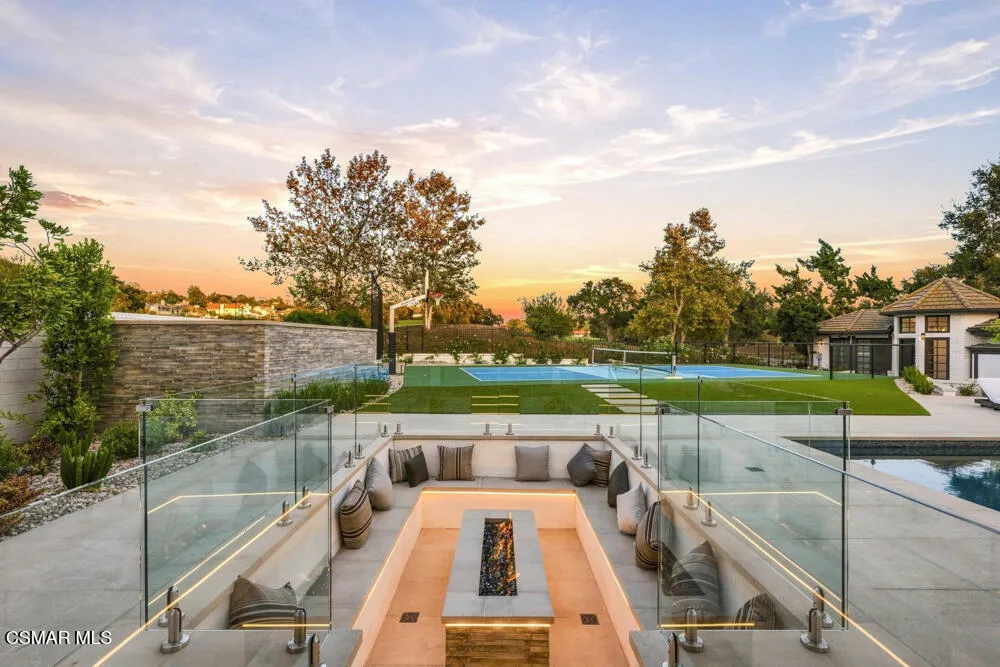 4400 Oak Place Drive Westlake Village, CA 91362