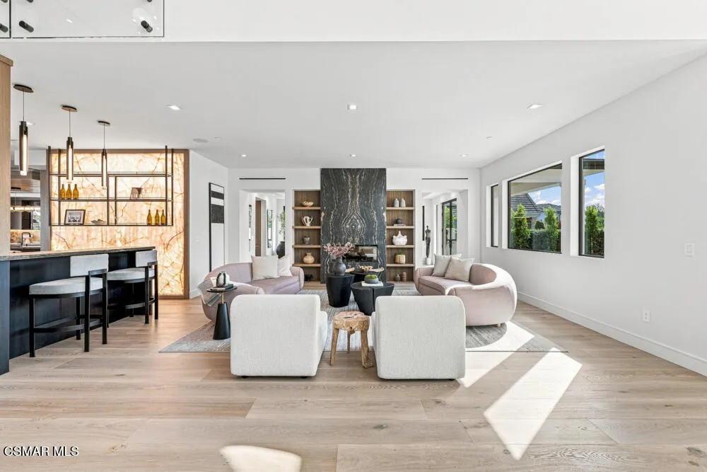4400 Oak Place Drive Westlake Village, CA 91362